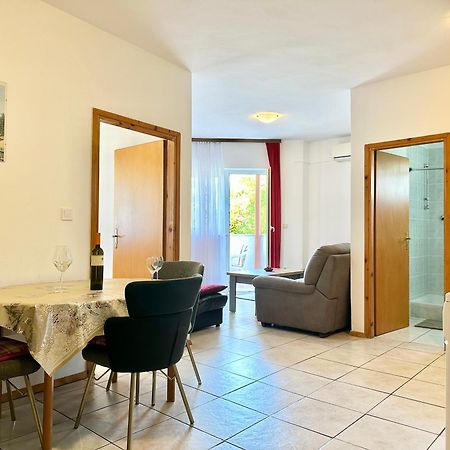 Apartments Dugonjic Umag Eksteriør bilde