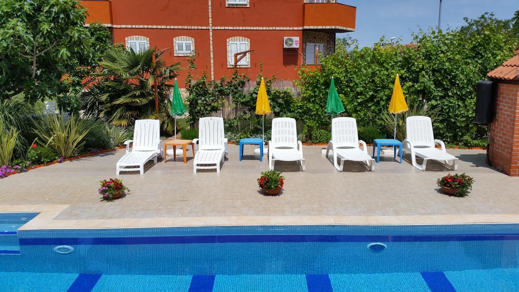 Apartments Dugonjic Umag Eksteriør bilde
